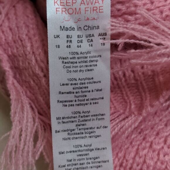 PrettyLittleThing Plus size 14 Pink Raw Hem Crop Top, NEW - Picture 6 of 6